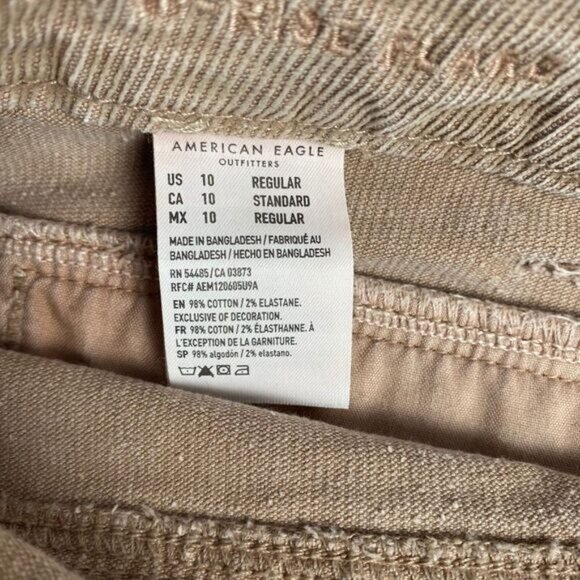 AMERICAN EAGLE WOMEN'S SIZE 10 BEIGE SUPER HI-RISE FLARE CORDUROY CHINO PANTS - Picture 3 of 15